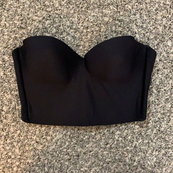 Wacoal Other - NWOT Black strapless Wacoal bra